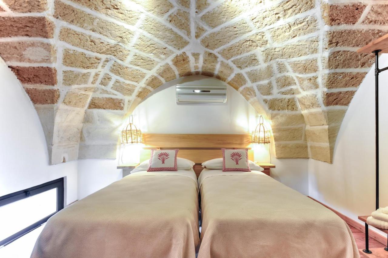 Castriota 19 - Jacuzzi Apartment Sit Lecce Eksteriør bilde